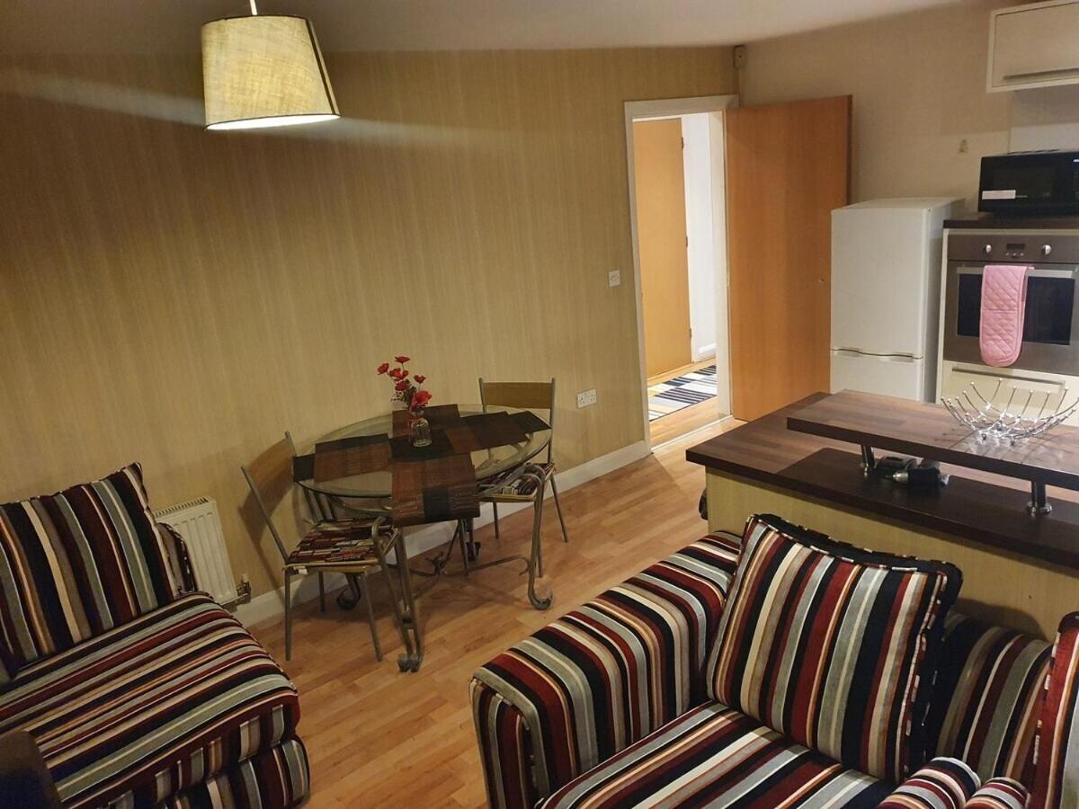 Two Bedroom Apartment, Free Parking, Close To Uclan And Free Wifi Preston (Lancashire) Exterior foto