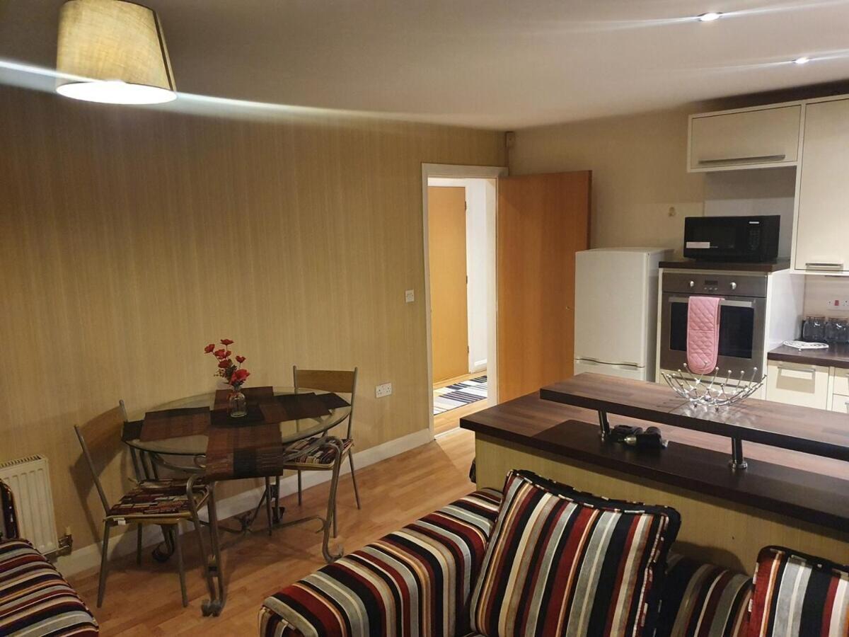 Two Bedroom Apartment, Free Parking, Close To Uclan And Free Wifi Preston (Lancashire) Exterior foto